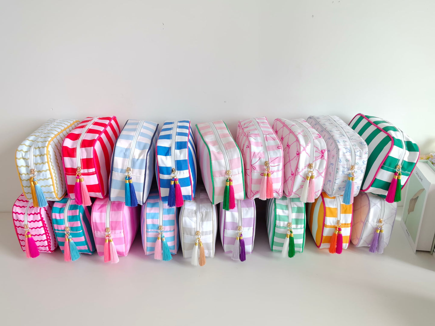 RTS • Wholesale Stripe cosmetic bag
