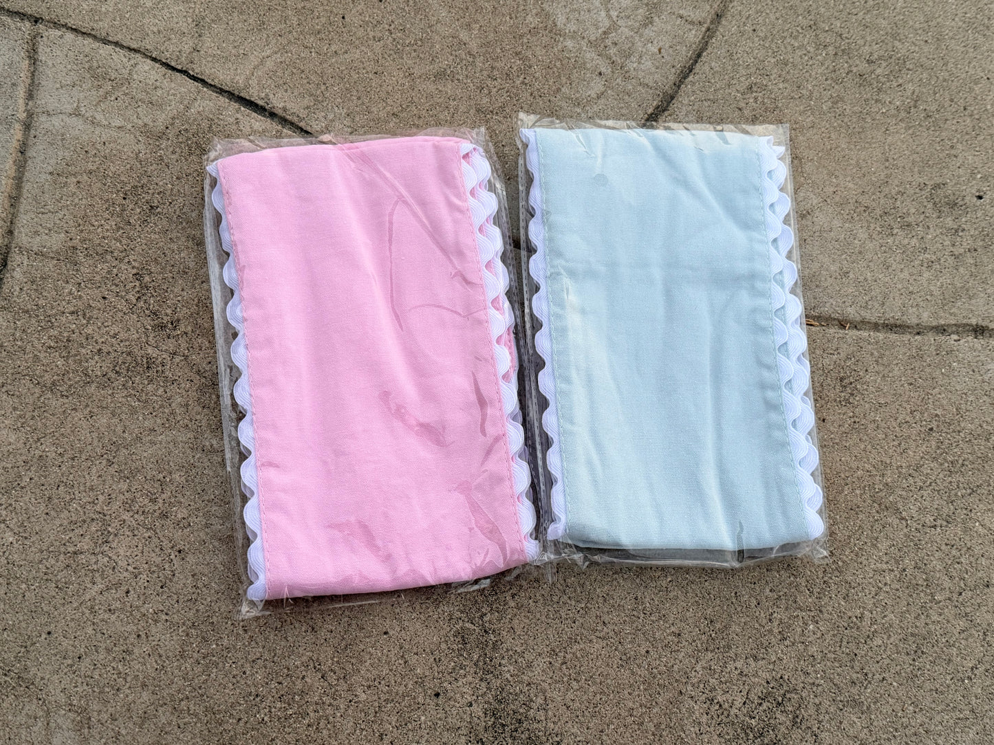 RTS • Wholesale Ric Rac Trimmed Sash